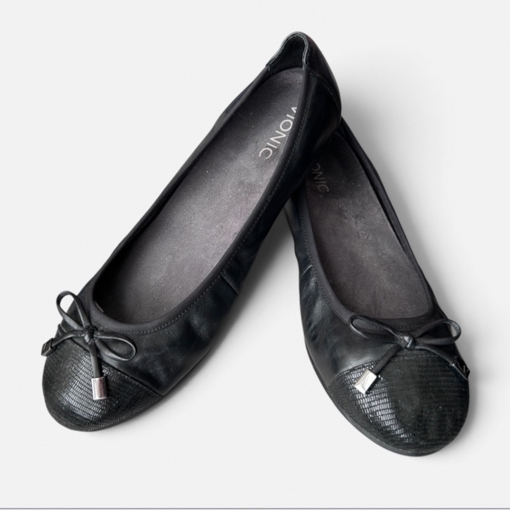 Vionic Minna Black Leather Snake Cap Toe Ballet Flats Women 9.5 Wide